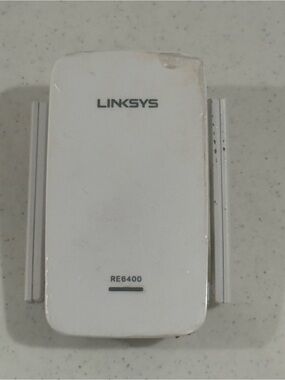 Linksys White RE6400 Wi‑Fi Range Extender ~ WORKS